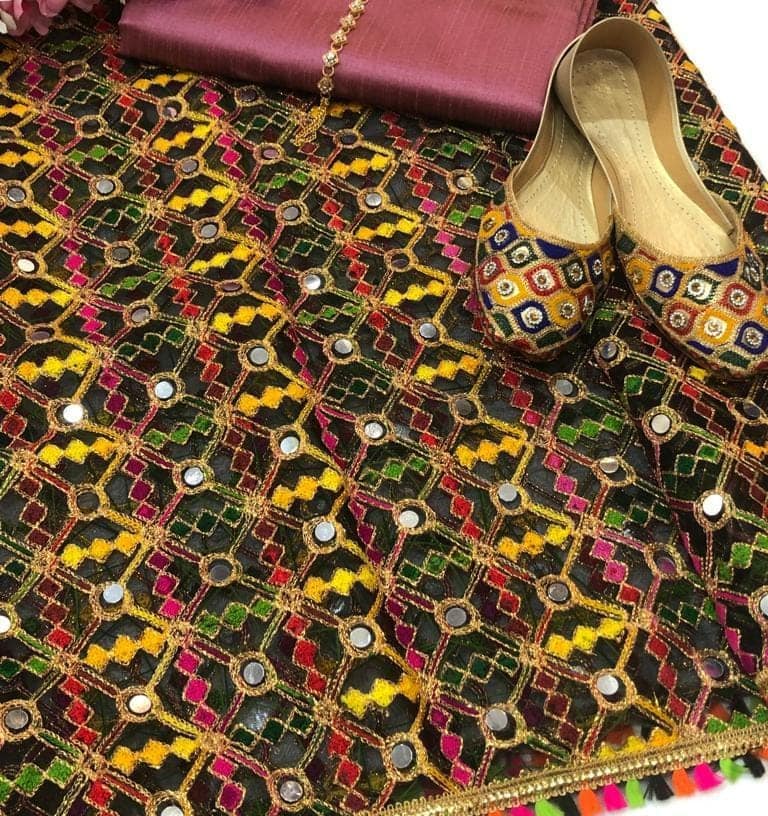 UNSTICHED 3 PIECE RAW SILK DRESS PRICE IN PAKISTAN