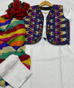 INDIAN CHICKEN KARI CUT WORK